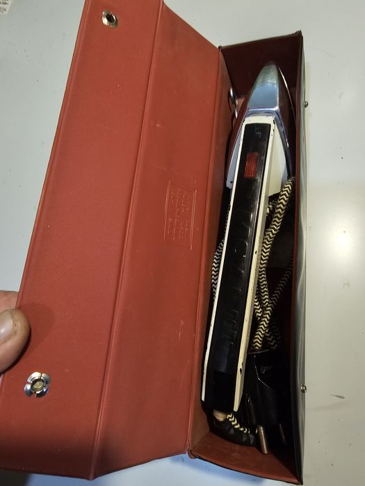 Оригинална руска мини ютия