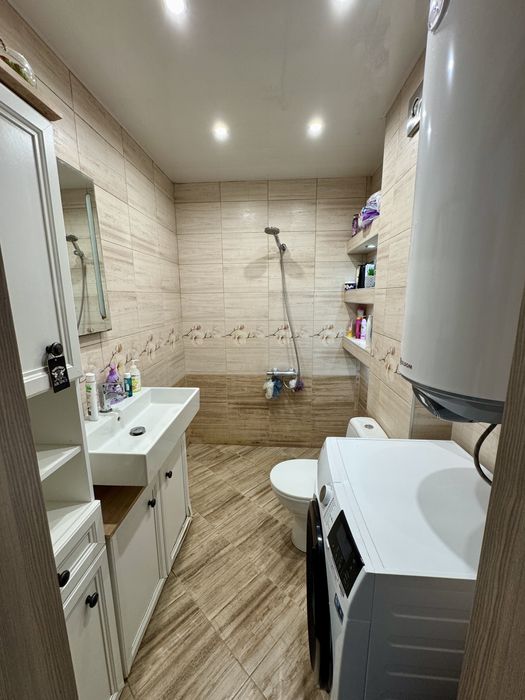 Продава се Двустаен апартамент в Варна, Виница - 77 кв.м за 1993 €/кв.м - Снимка #10