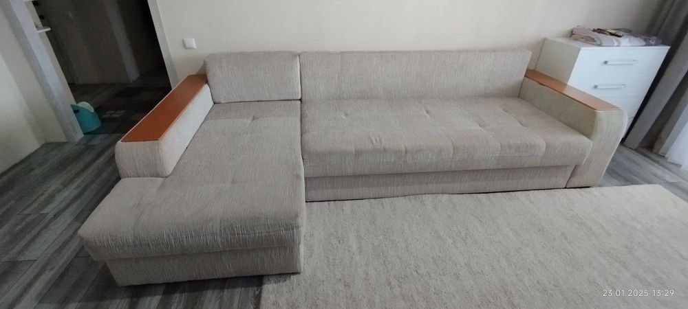 Продам диван в отличном состоянии