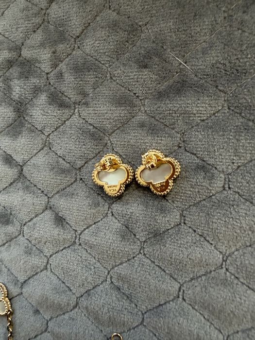 Златна гривна и обици 14к с бял седеф