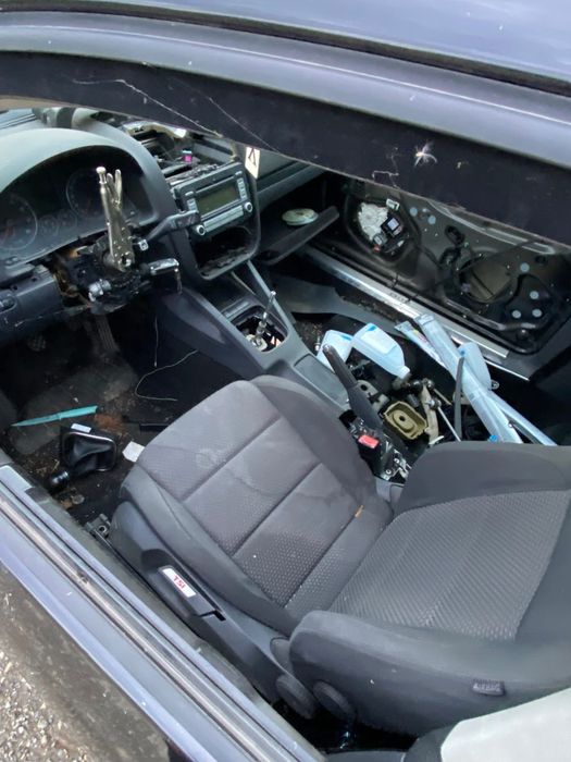 Golf 5 1.4TSI 140hp BKY пали и върви само на части