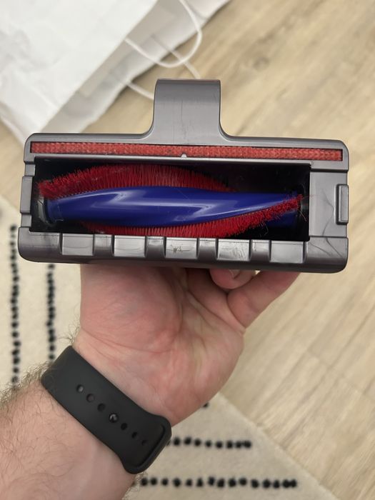 Perie Dyson V8 par animale