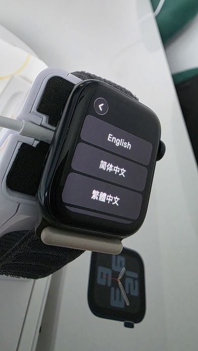 Apple Watch SE (2023) 40 mm  in garanție