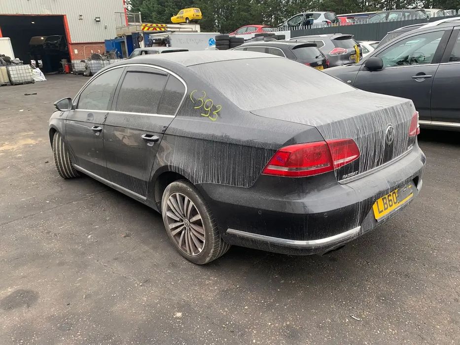 Dezmembrari / Dezmembrez Volkswagen Passat B7 2.0 TDI CFFB cutie viteze manuală cod culoare LC9X