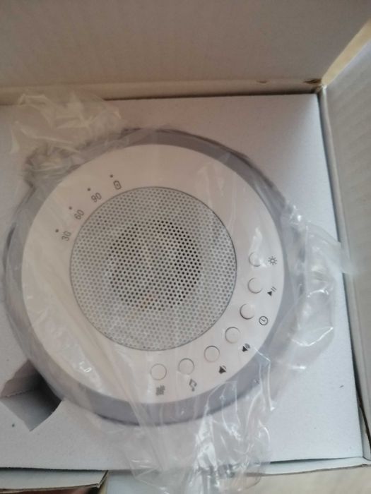 Устройство за заспиване на бебето и лампа 2 в 1