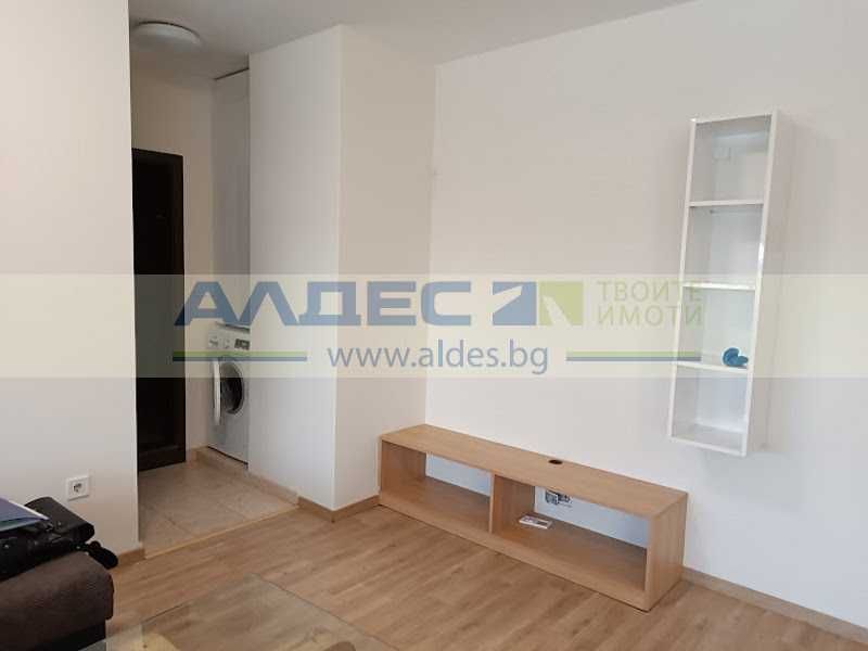 Продава се обзаведен 2-стаен до булр. Тодор Александров!