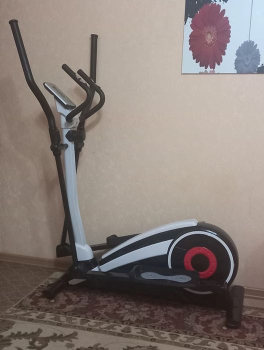 Элиптический тренажёр