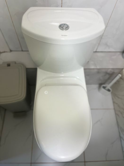 Срочно продам унитаз