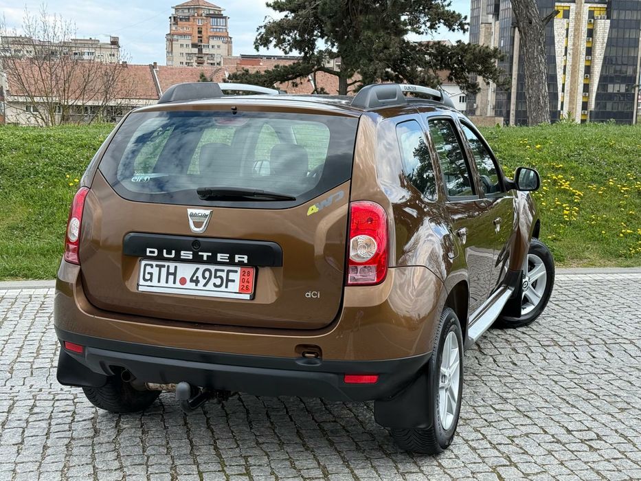 Dacia Duster 4X4 PRESTIGE / 1.5 DCI 110 CP An 2012 / Km 156000 REALI