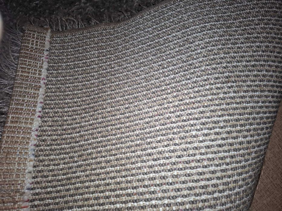 Килим- отлично състояние