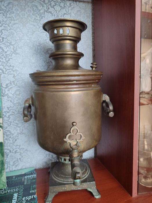 Продам антикварный самовар.