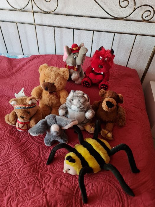 Плюшени играчки (различни)