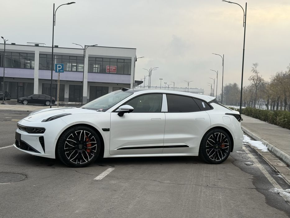 Zeekr 001 You Sport Full 2025 chegirma narxlarda