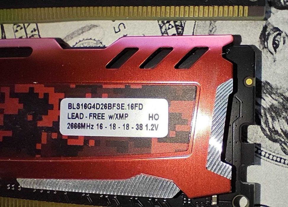 Продам или обмен оперативная память Crucial Ballistix Sport DDR4 32GB