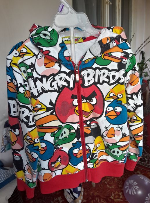 Кофточка тонкая х/б на возраст 3-5 лет Подойдёт как для девочки так и