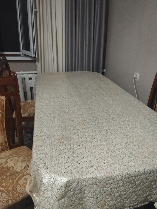 Продам стол со стульями