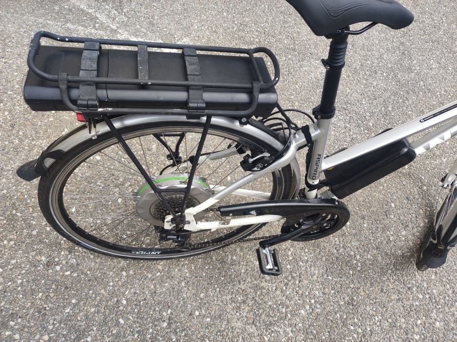 Bicicleta Giant Aspiro Hybrid
Este modificata, perfect funcțională!!!