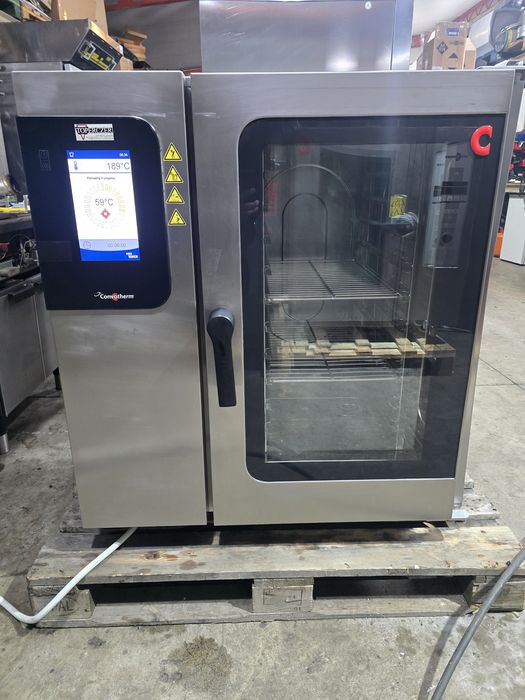 Cuptor  convectie   gastronomic Convotherm  capacitate  11 tavi