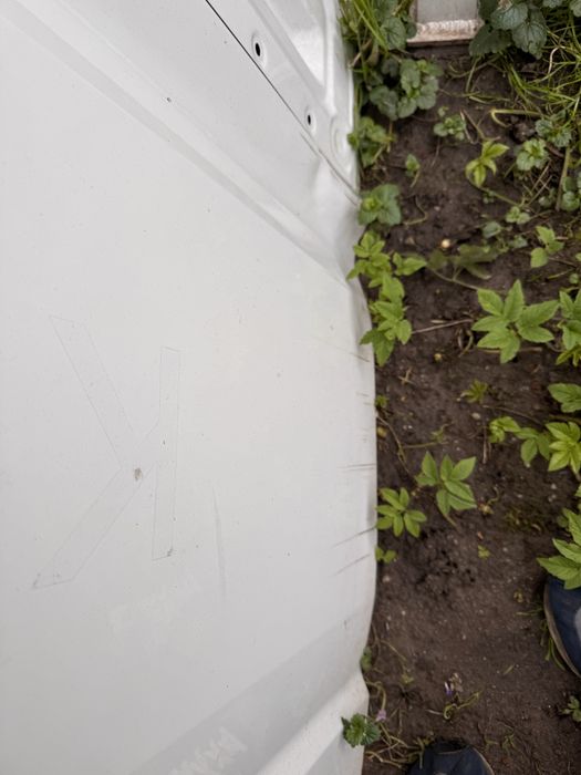 Usa laterala Crafter