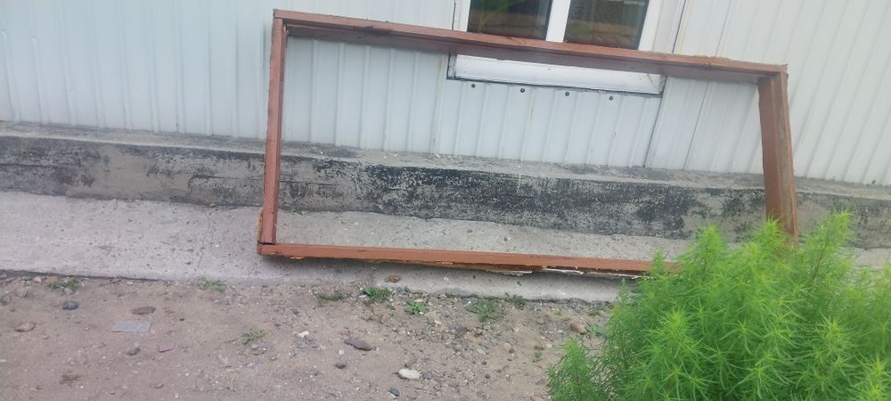 Есік сатылады,ағаш есік.сыртқы.