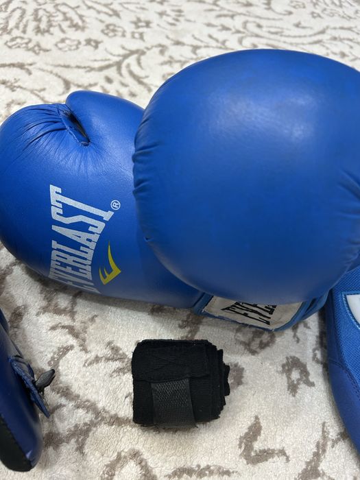 Перчатки для бокса