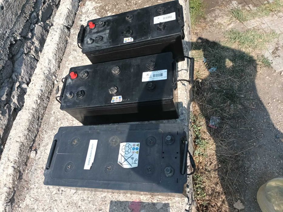 Акумулатор за камион