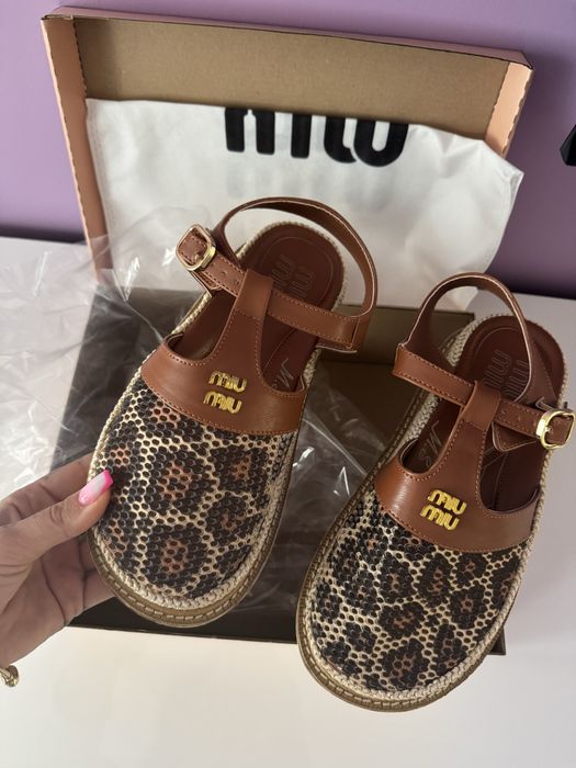 Сандали на miu miu 37,38 39
