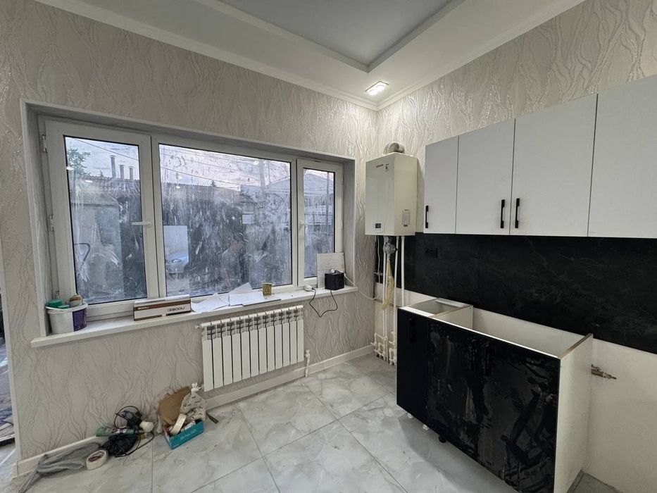 Срочно продажа дома
Мирабадский район 
Азербайджанский центр 
1.5 сот