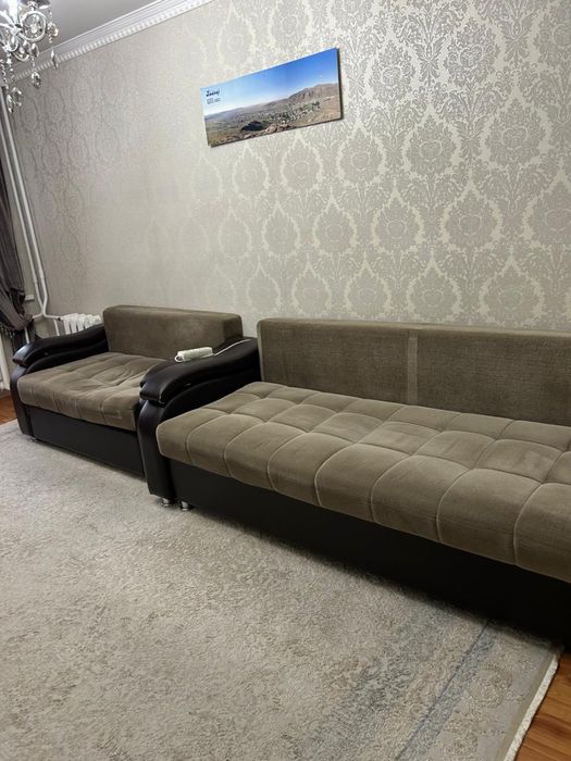 Два дивана, оба за 80 000 тенге