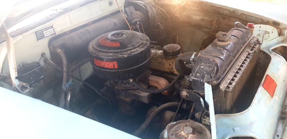 Волга м21  заводской родная комплектация.