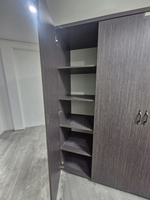 Продам шкаф в отличном состоянии