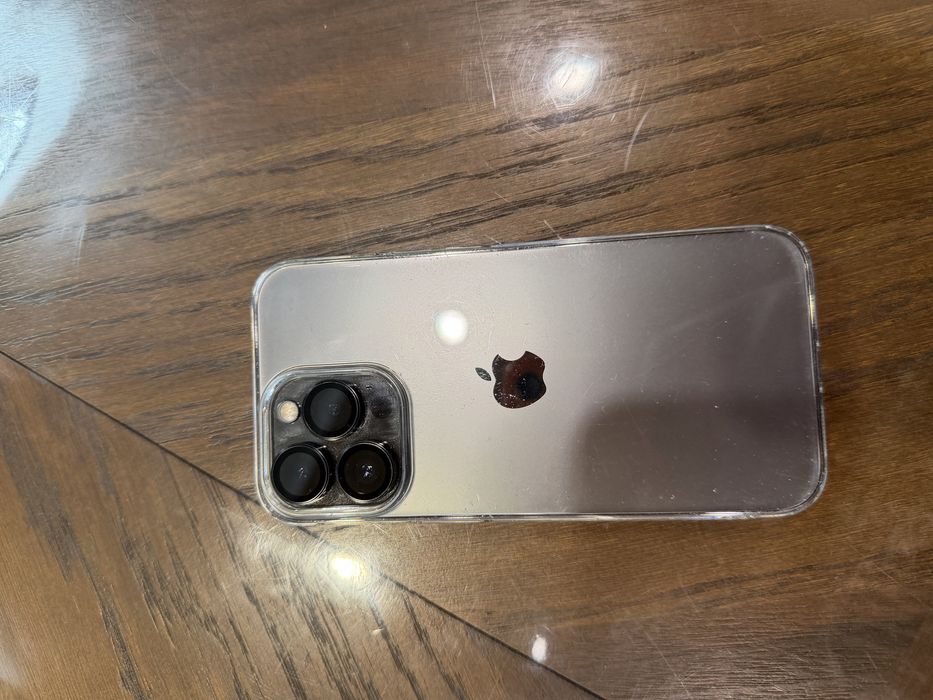 Iphone 13 pro в идеальном состоянии