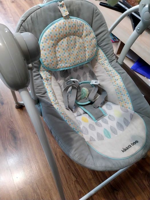 Удобна и компактна люлка за бебета.