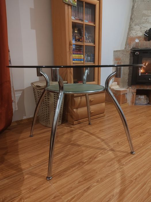 Masa bucătărie, living