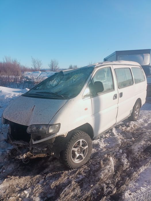 Митсубиси делика