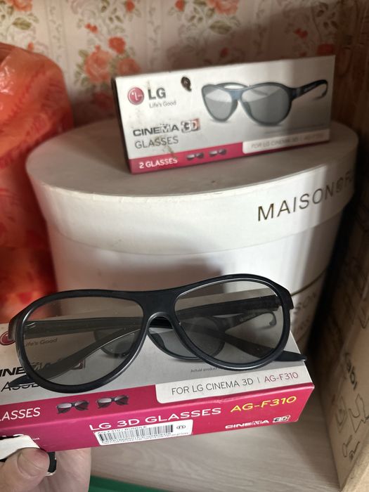 3D очки 4 штуки от LG