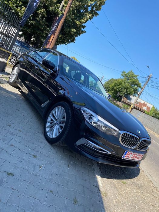 BMW Seria 5 G30 530e 2.0i-252cp/ Plug-in Hybrid/ Head up/ Euro 6b/ 2017