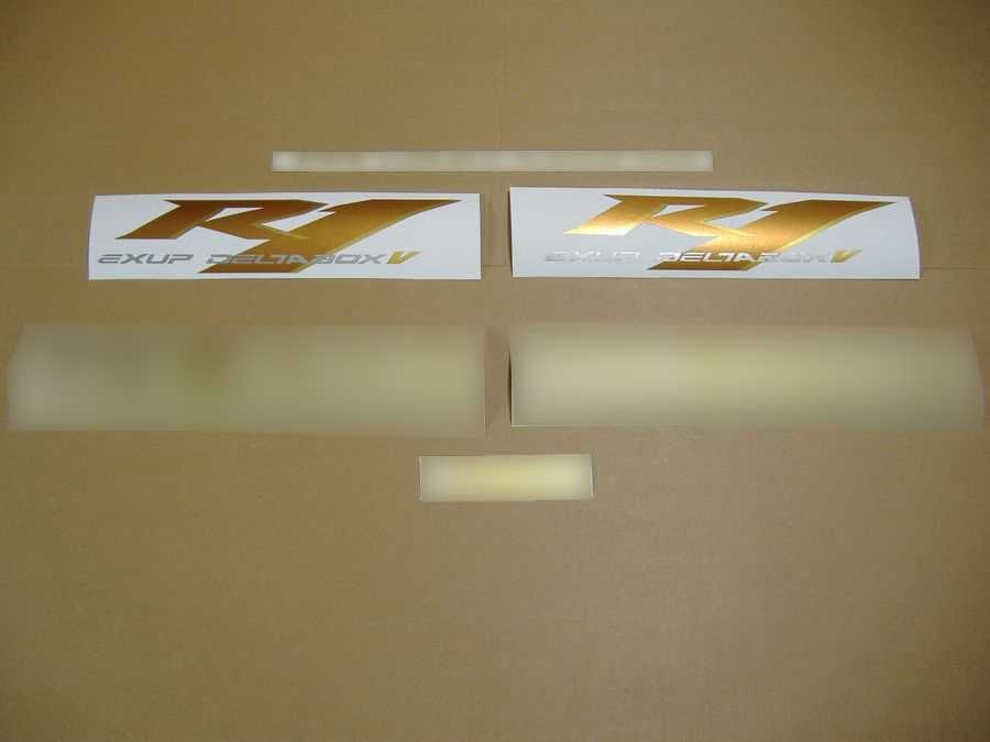 Стикери Yamaha R1 трето поколение 2004г-2006 лепенки Ямаха р1 rn12 yzf