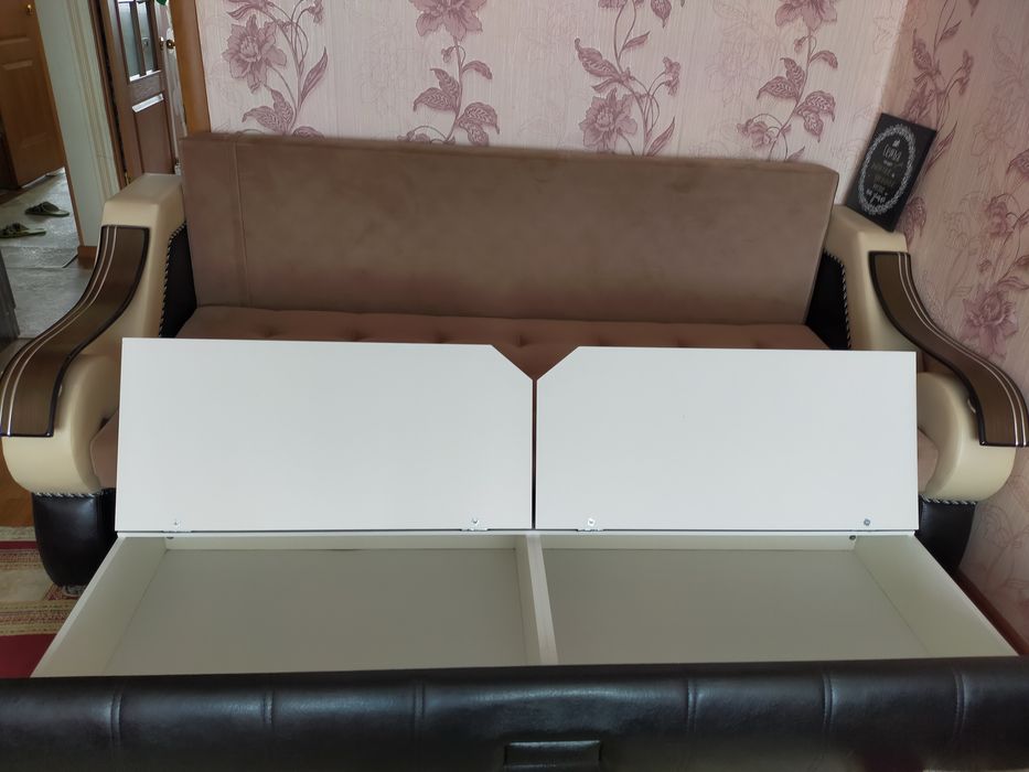 Диван, б/у, в отличном состоянии