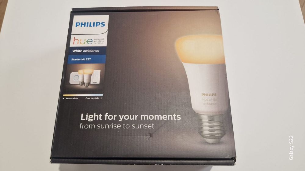 Set 2 becuri inteligente LED Philips Hue Starter