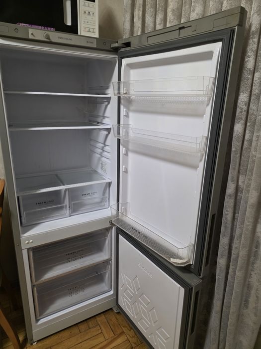 Холодильник Бирюса