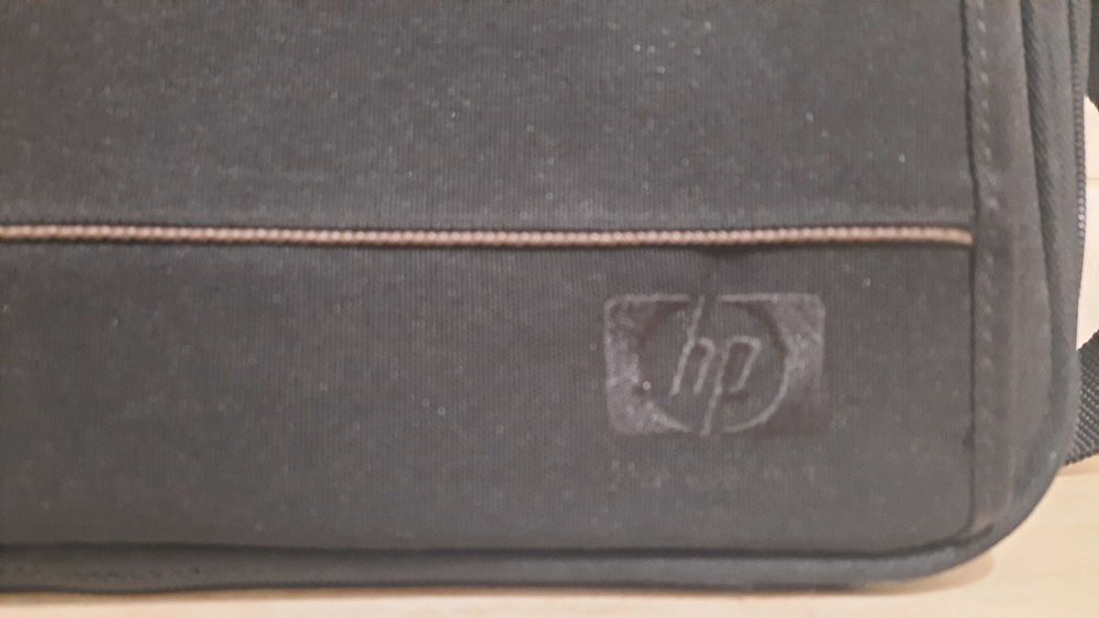 HP-масивна чанта за лаптоп и документи