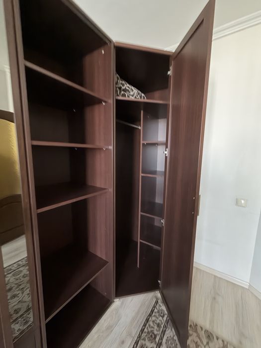 продам спальный гарнитур