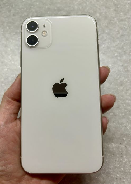 iPhone 11 , 128 ГБ белый