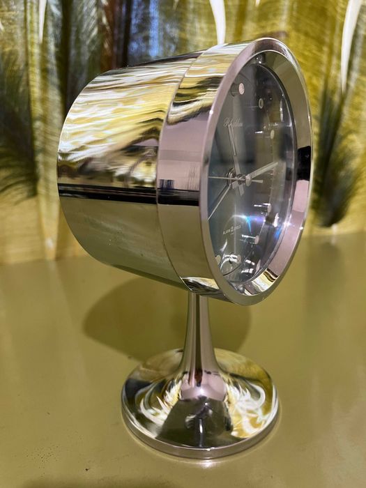 Античен ретро часовник Rhythm перфектен, много рядък 1970г.