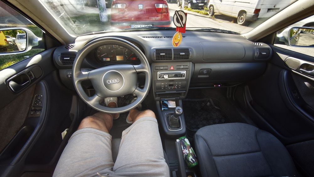 Audi  A3   1.6 benzina