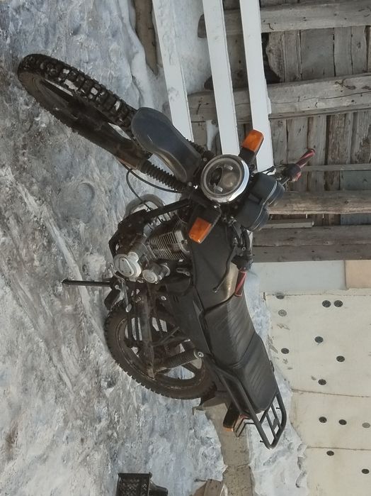 Продам мотоцикл 150 кубов