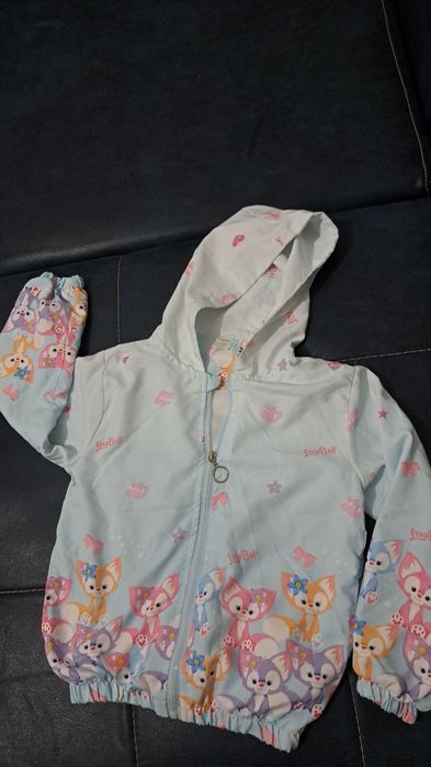 Куртка , ветровка, жилетка на девочку