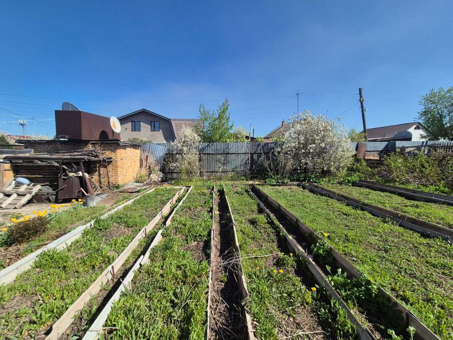 Продам 4 комн дом в соцгороде по улице Карбышева.