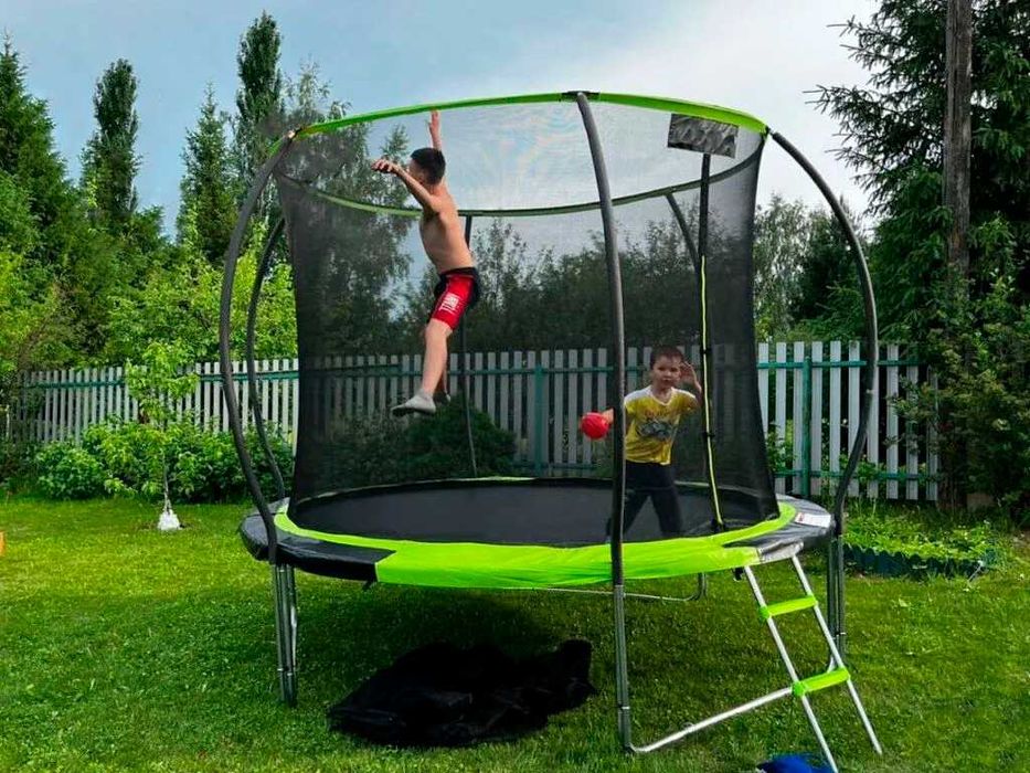 Батут каркасный 244 см